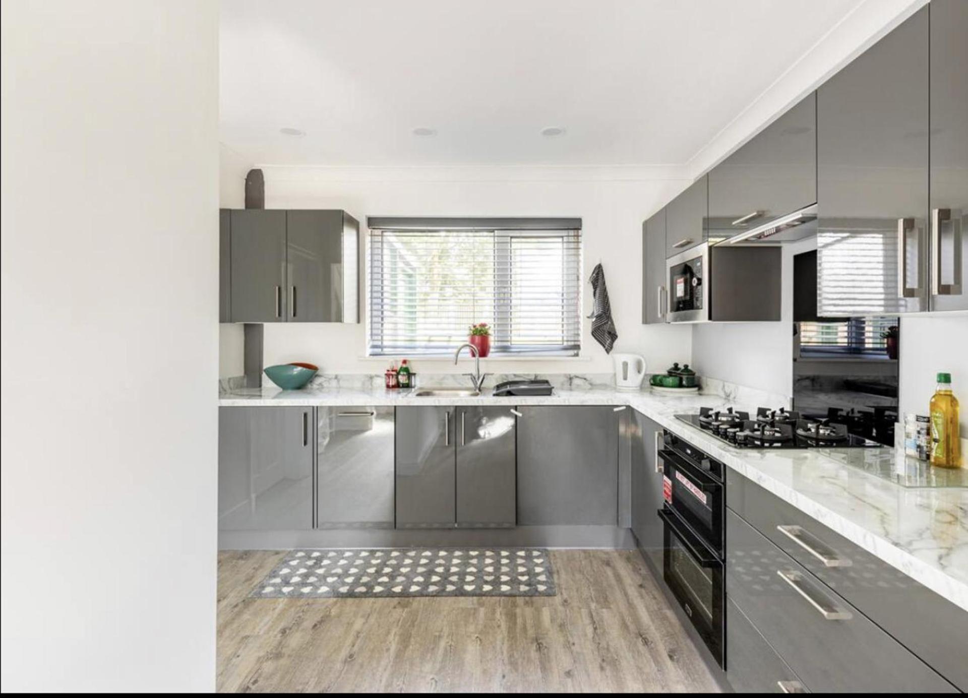 Come & Unwind In Charming 5 Bed House In Blackburn แบล็กเบิร์น ภายนอก รูปภาพ