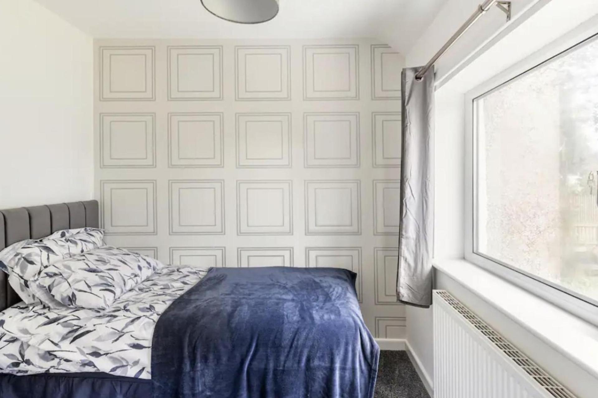 Come & Unwind In Charming 5 Bed House In Blackburn แบล็กเบิร์น ภายนอก รูปภาพ